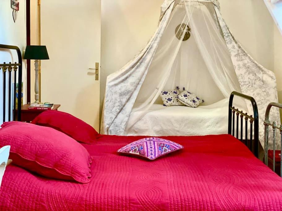 Charming Romantic Tower In Chateau Estate Ocquerre المظهر الخارجي الصورة