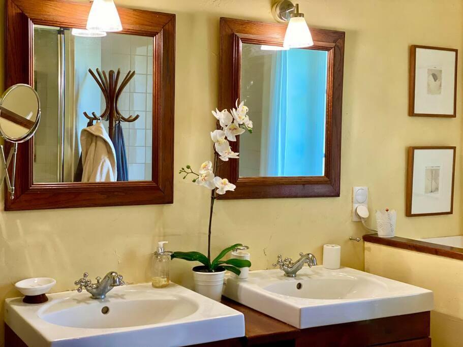 Charming Romantic Tower In Chateau Estate Ocquerre المظهر الخارجي الصورة